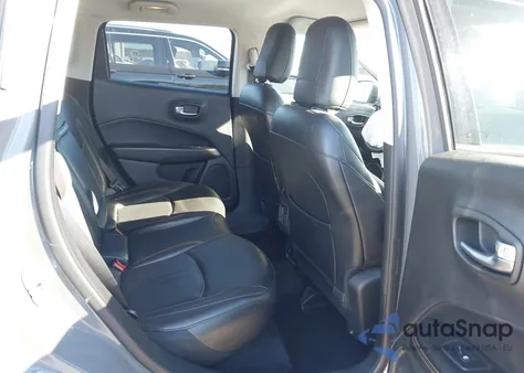 2019 Jeep Compass Limited 4X4 from USA, damaged, VIN 3C4NJDCB8KT709644